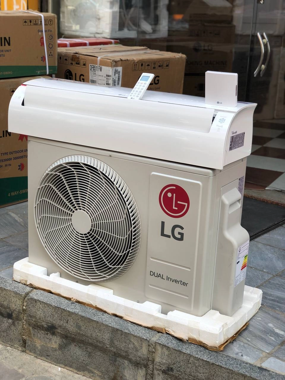 کولر گازی ال جی دوال اینورتر 26000 کنترل آمپر AMP T4