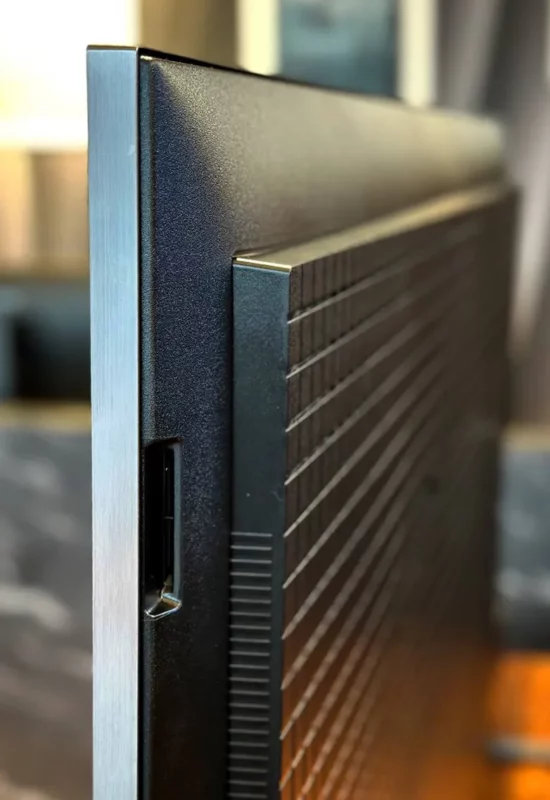 - تلویزیون سونی X90L تلویزیون سونی X90L